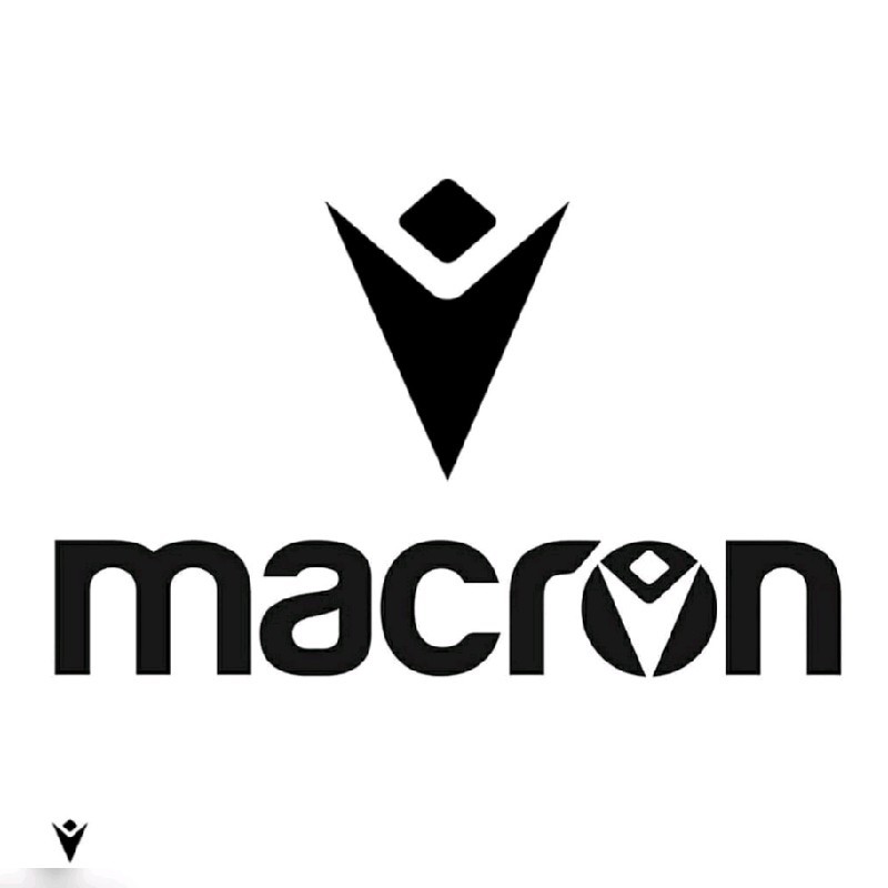 Macron1